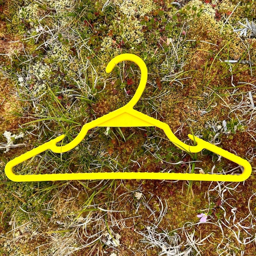 ( r e ) ˣ Kids Hanger - Yellow