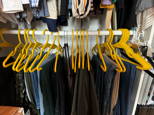 7+ easy tips for clothes hanger storage